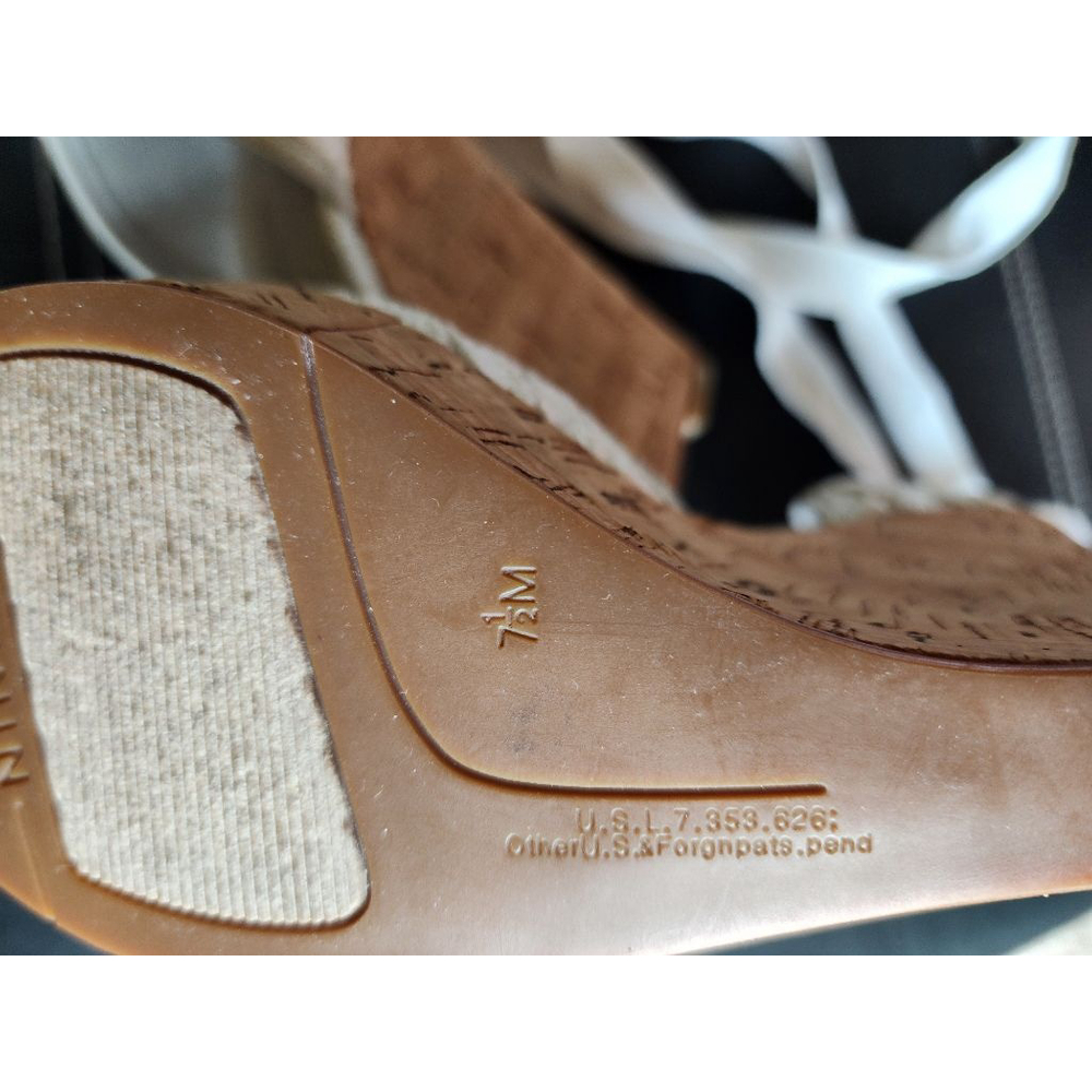 Women's Nine West White Lace Wedge Heel Shoes Size 7.5 NEW - Picture 6 of 7